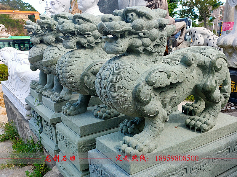 放祠堂大門(mén)石麒麟多少錢(qián) 麒麟石雕價(jià)格
