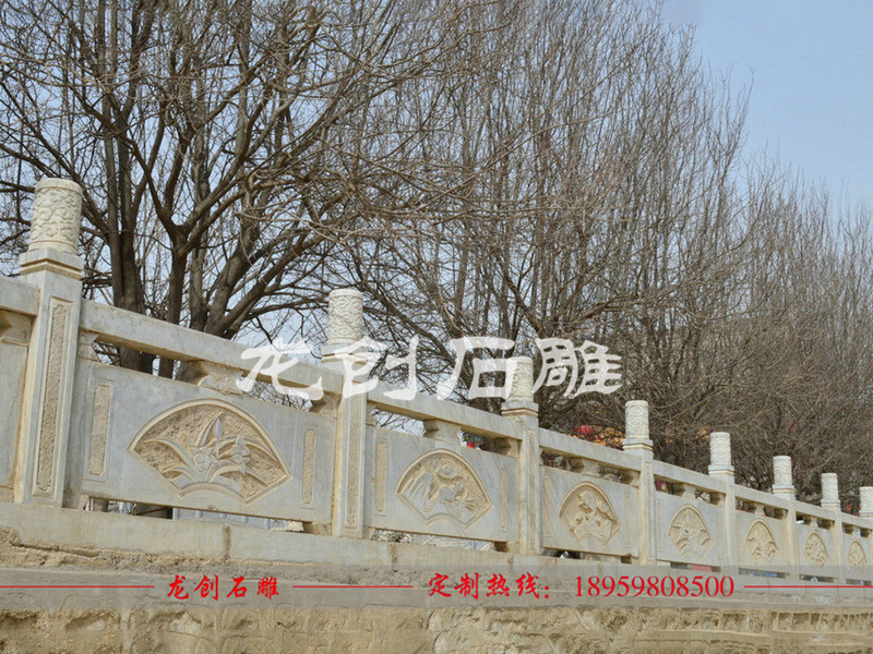 石雕護河欄桿用什么材質(zhì)比較好？